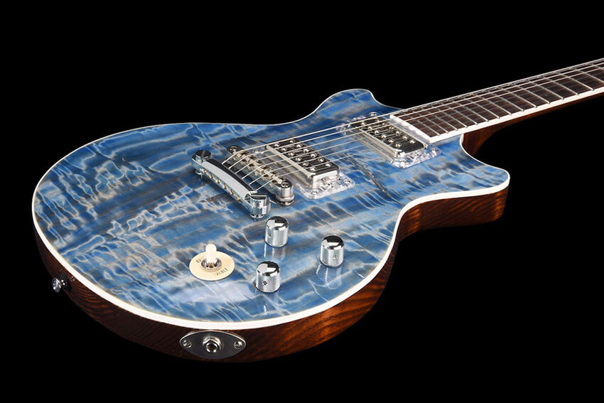 AQUAFAN3-chitarra-elettrica-artigianale-liuteria-radica-pioppo-Shank-Instruments-tv-jones chitarra-elettrica-liuteria-milano-tv-jones-powertron