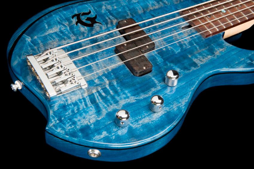 gbass-7-basso-elettrico-liuteria-pioppo-intarsio gbass-basso-elettrico-liuteria-milano-intarsio