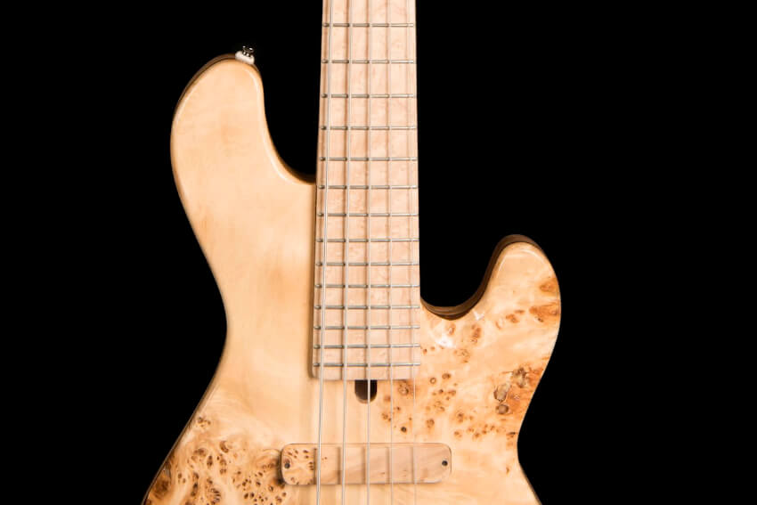 shiono-4-basso-elettrico-radica-pioppo shiono-basso-elettrico-radica-pioppo