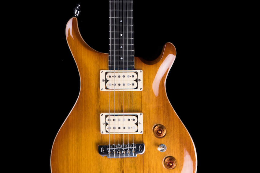 velvet-3-chitarra-prs-replica-custom-korina chitarra-prs-style-liuteria-milano