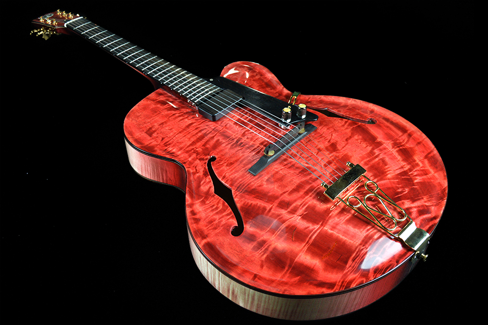 shank-instruments-chitarra-archtop-jazz-liuteria-milano-pioppo-figurato-custom