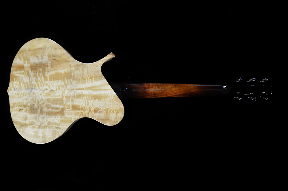 shank-instruments-chitarra-archtop-nylon-liuteria-milano-emanuele-D'Alò-scolpitura-a-mano