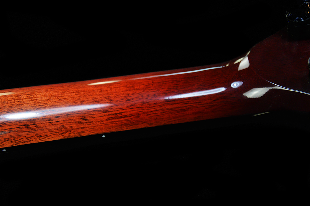 Shank-Instruments-liuteria-milano-chitarra-custom-acero-spalted-mogano-Ground-Custom-handmade-guitar