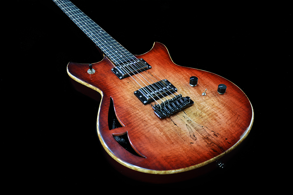 Shank-Instruments-liuteria-milano-chitarra-custom-acero-spalted-mogano-Ground-Custom-mama-pickup