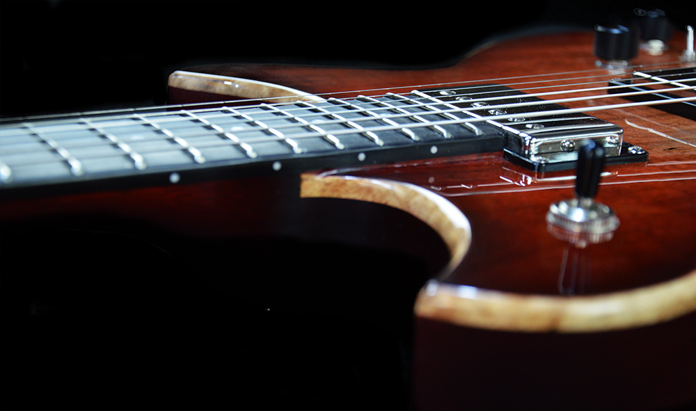 Shank-Instruments-liuteria-milano-chitarra-custom-acero-spalted-mogano-Ground-Custom-semiacustica