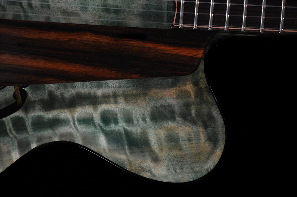 nylon-strings-archtop-jazz-guitar-handcarved-solid-wood-shank-instruments-emanuele-d'alò-luthier-italy-green-emerald-17inches-