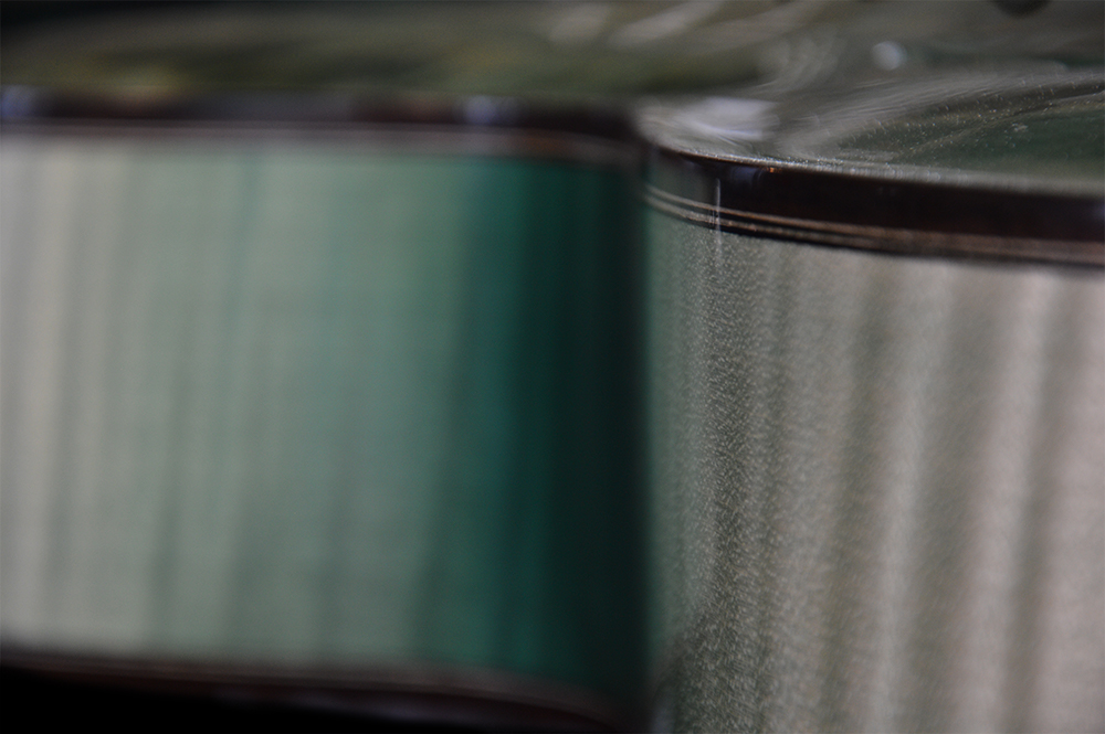 nylon-strings-archtop-jazz-guitar-handcarved-solid-wood-shank-instruments-emanuele-d'alò-luthier-italy-green-emerald-flamed-maple-sides