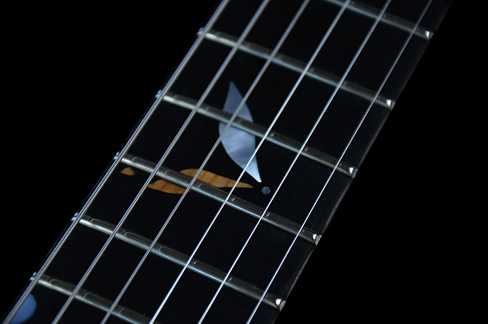 shank-instruments-liuteria-milano-chitarra-legno-ulivo-emanuele-d'alò-ground-custom-olive-wood-inlay-guitar