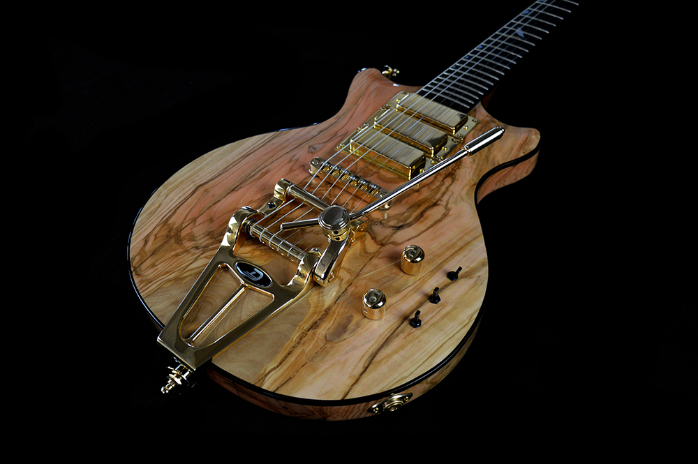 shank-instruments-liuteria-milano-chitarra-legno-ulivo-emanuele-d'alò-ground-custom