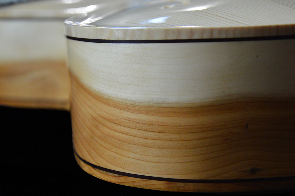 shank-instruments-chitarra-archtop-corde-nylon-liuteria-milano-emanuele-dalò-abete-legno-tasso-design-milano-luthier