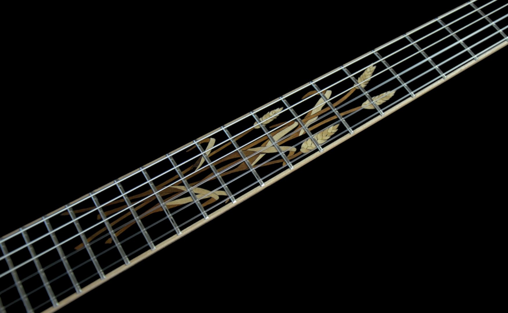 shank-instruments-chitarra-archtop-corde-nylon-liuteria-milano-vendita-intarsio-floreale