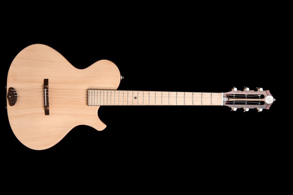shank-instruments-chitarra-liuteria-corde-nylon-abete-vendita-milano-paradis-avalon