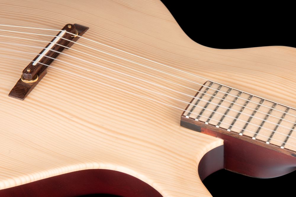 shank-instruments-chitarra-liuteria-corde-nylon-mogano-abete-ponte-flottante-vendita-milano-paradis-avalon