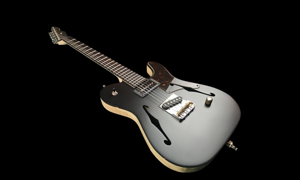 shank-instruments-telecaster-liuteria-thinline-nera-milano-emanuele-d'alò-ground-custom-chitarra-turra