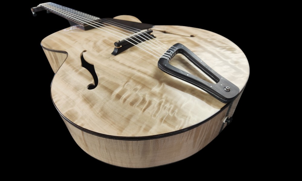 shank-instruments-chitarra-archtop-jazz-corde-nylon-liuteria-liutaio-Milano