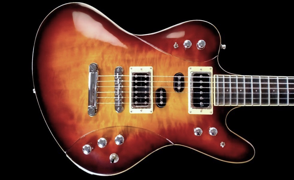 shank-instruments-milano-chitarra-elettrica-framus-panthera-replica-3-linee-jack-uscita
