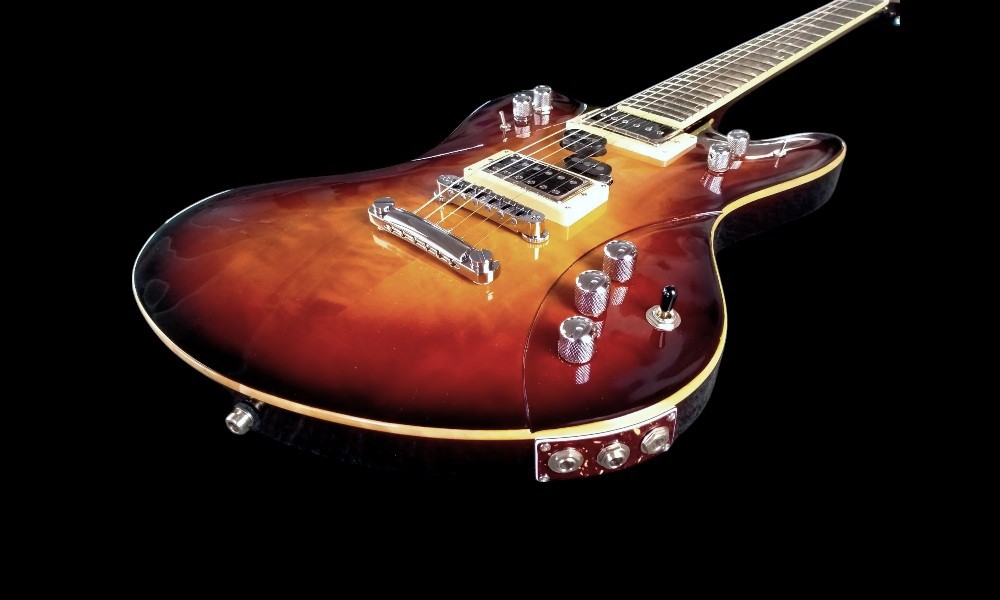 shank-instruments-milano-chitarra-elettrica-framus-panthera-replica-3-uscite-jack