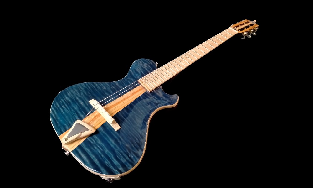 shank-instruments-milano-liuteria-chitarra-acero-quilted-custom-emanuele-d'alò-vendita-boutique-acero-fiammato-mastergrade