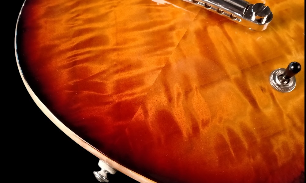 shank-instruments-chitarra-elettrica-liuteria-semihollow-acero-fiammato-vendita-pioppo-figurato