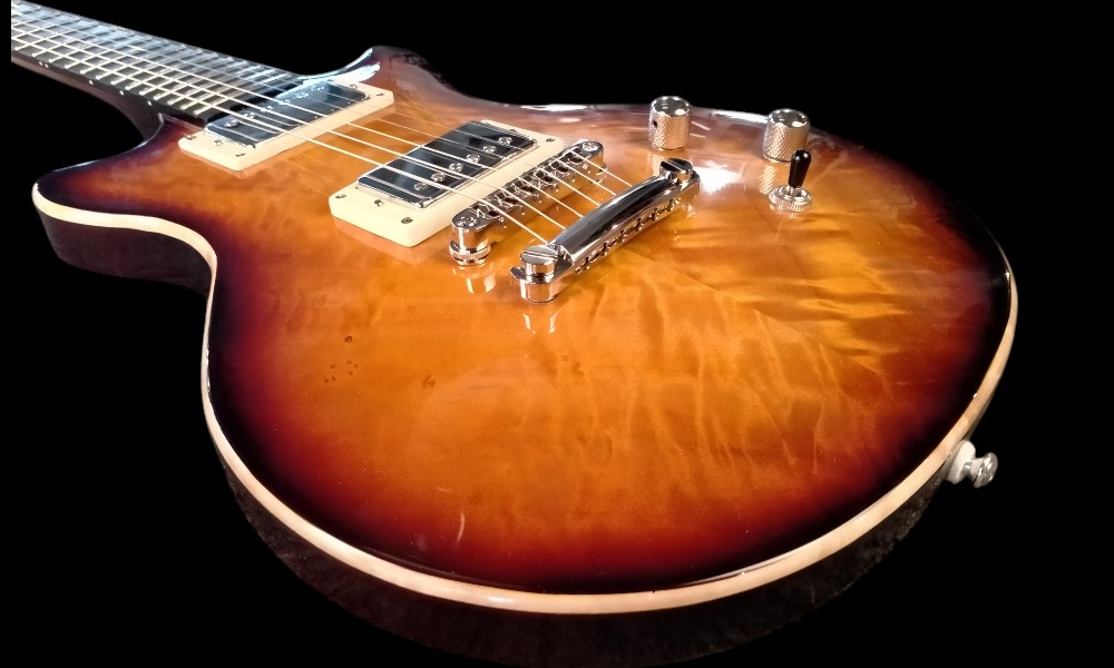 shank-instruments-chitarra-elettrica-liuteria-semihollow-acero-fiammato-vendita-sunburst