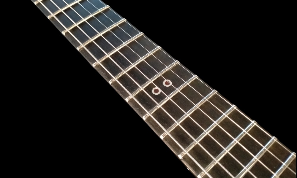 shank-instruments-chitarra-elettrica-liuteria-semihollow-acero-fiammato-vendita-tastiera-ebano