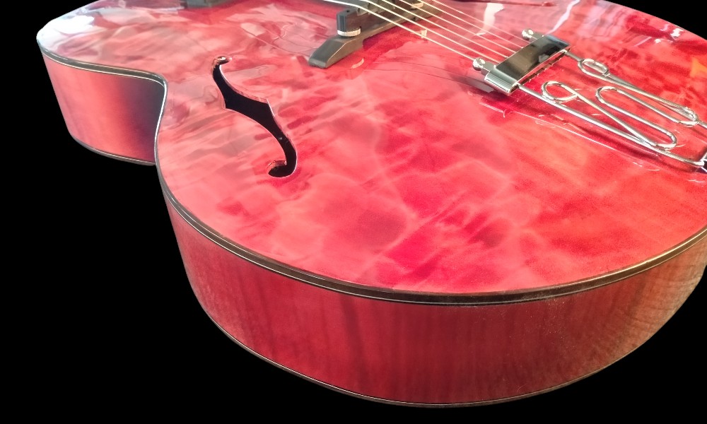 shank-instruments-milano-chitarra-archtop-jazz-liuteria-vendita-artigianale