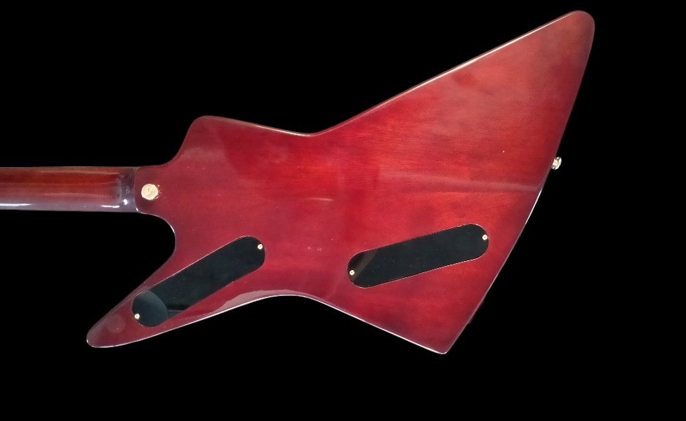 shank-instruments-milano-gibson-explorer-liuteria-acero-fiammato-vendita-cherry-sunburst